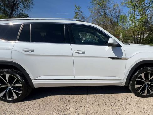 Used 2025 Volkswagen Atlas SEL Premium R-Line image 12