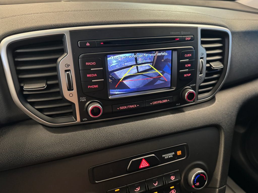Used 2018 Kia Sportage LX AWD/4WD image 14