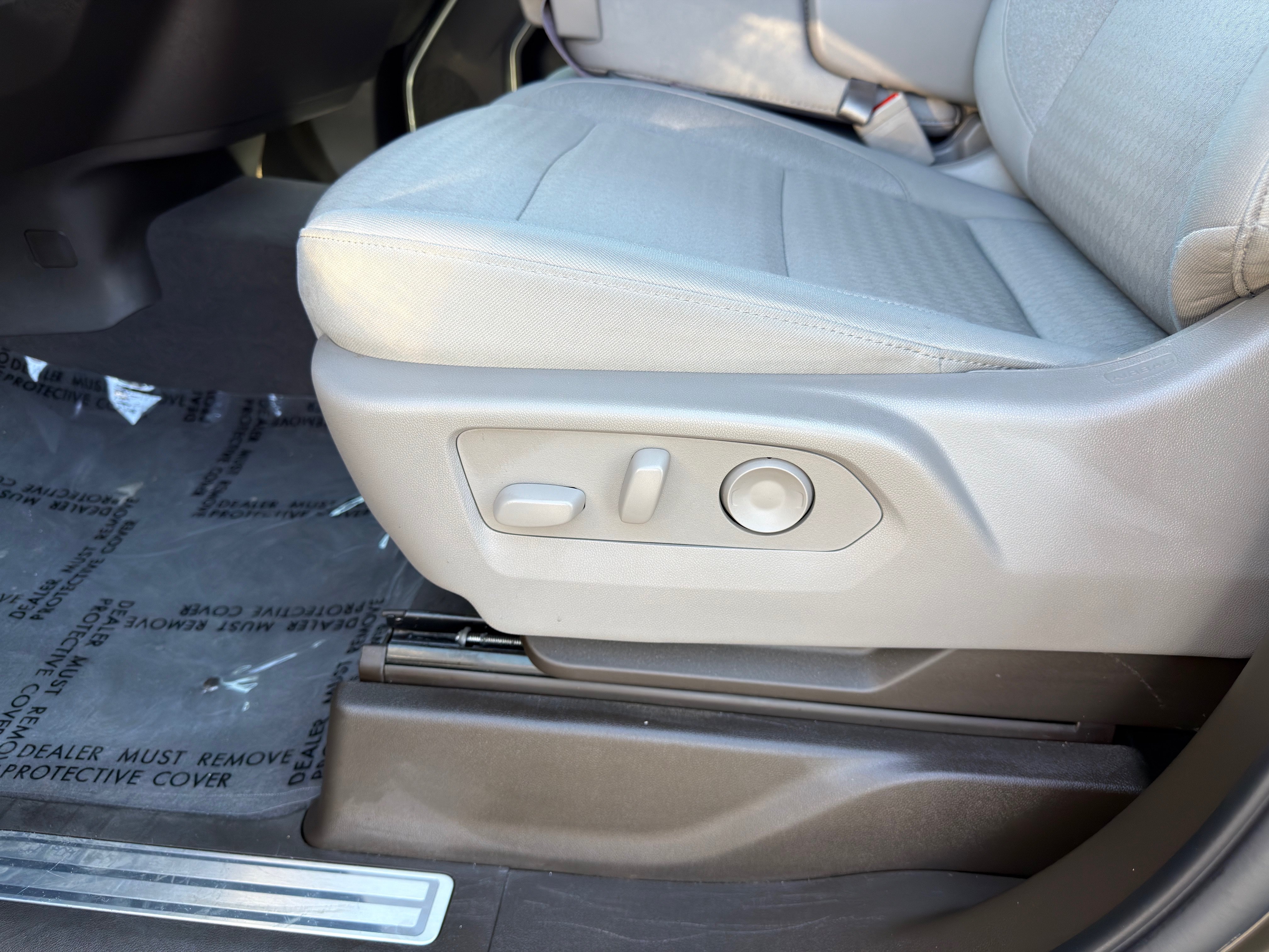 Used 2026 Chevrolet Silverado 1500 RST RWD image 28