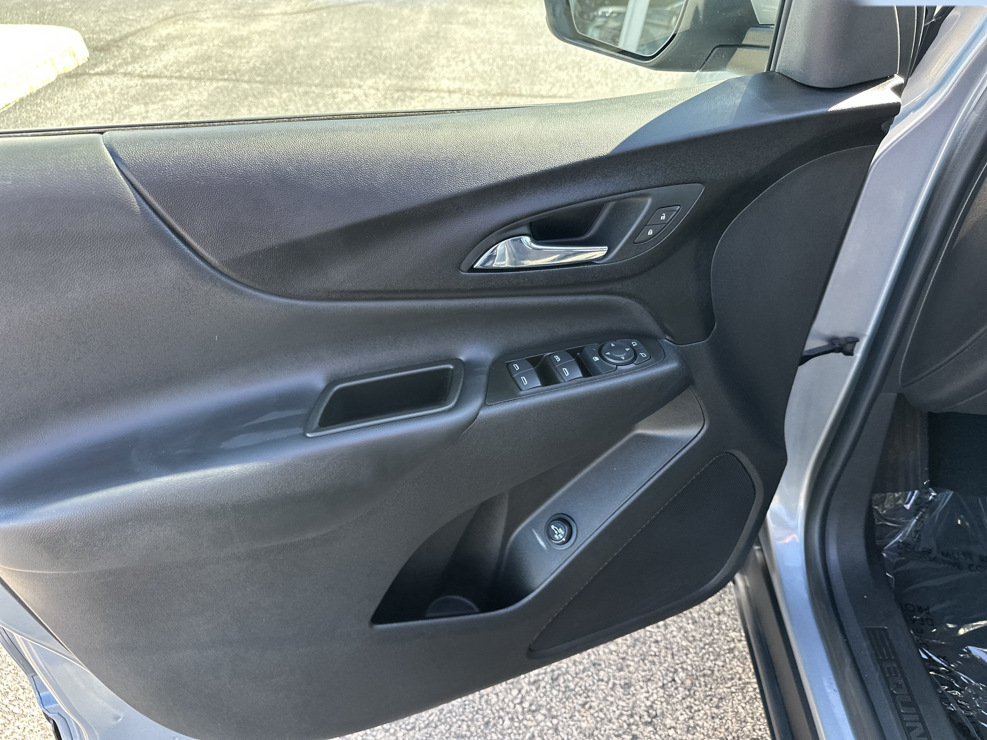 Certified 2024 Chevrolet Equinox LT AWD/4WD image 9