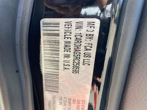 Used 2024 Dodge Durango SXT RWD image 19