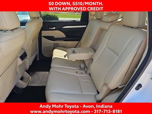 Used 2017 Toyota Highlander XLE AWD/4WD image 11