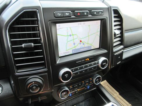 Used 2021 Ford Expedition Max Limited AWD/4WD image 34
