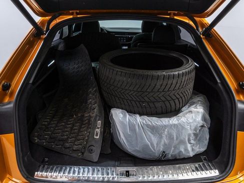 Used 2021 Audi Q8 Prestige image 31