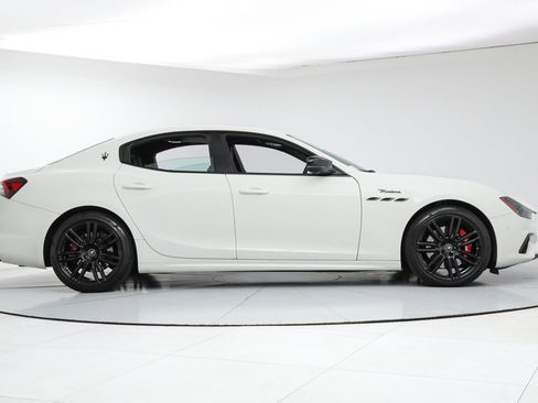 Certified 2023 Maserati Ghibli Modena image 6