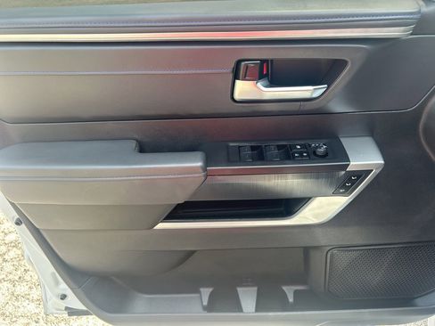 Used 2023 Toyota Sequoia Platinum image 13