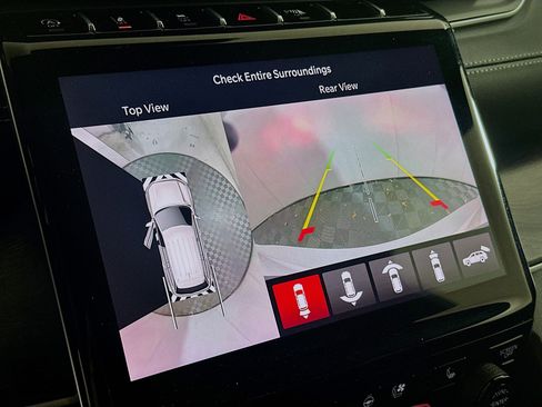 Used 2024 Jeep Grand Cherokee L Limited w/ Luxury Tech Group II image 23