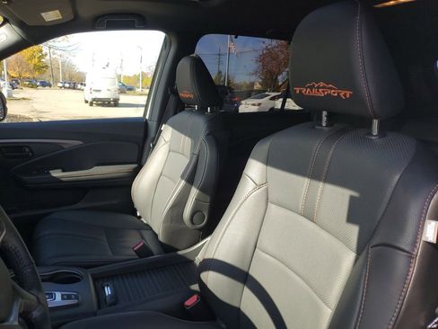 Used 2022 Honda Passport TrailSport image 11