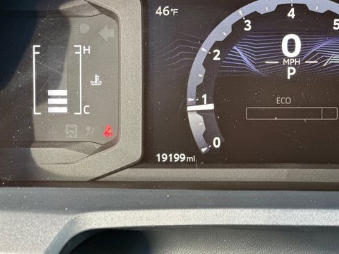 Certified 2025 Toyota 4Runner SR5 image 32