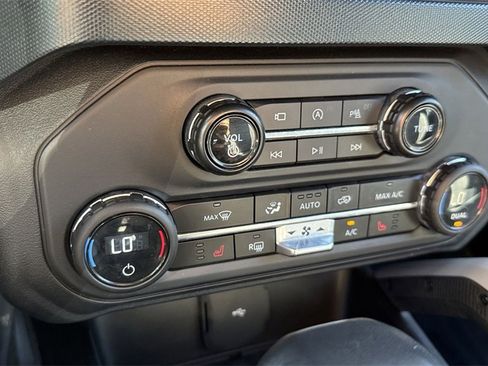 Used 2023 Ford Bronco Outer Banks image 52