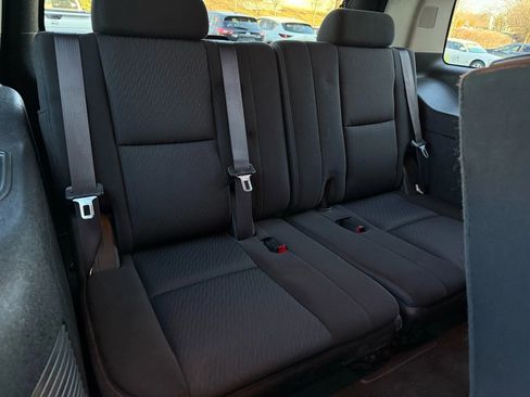 Used 2012 Chevrolet Tahoe LS image 24