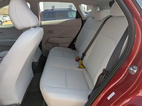 New 2026 Hyundai Kona SE image 15