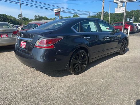 Used 2015 Nissan Altima 2.5 S w/ Power Driver Seat Package image 6