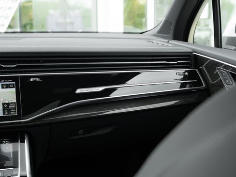 New 2026 Audi Q7 2.0T Premium AWD/4WD image 14