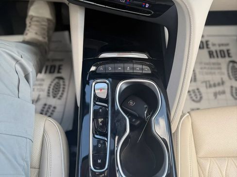 Used 2022 Buick Envision Avenir w/ Technology Package II AWD/4WD image 15