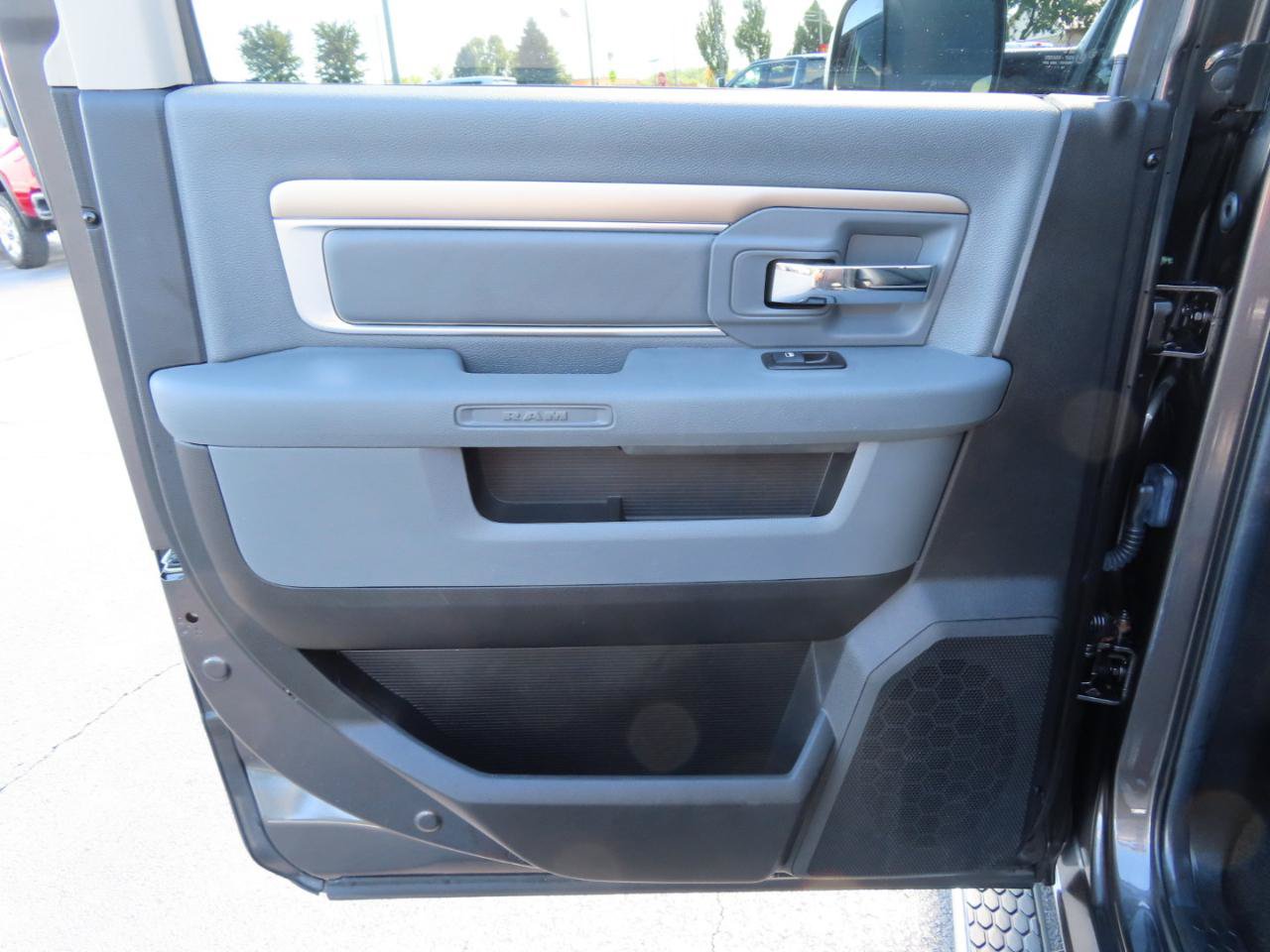 Used 2014 RAM 2500 Big Horn RWD image 40