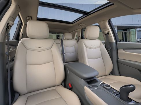 New 2025 Cadillac XT5 Premium Luxury w/ Technology Package image 17