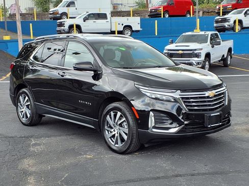 Used 2022 Chevrolet Equinox Premier image 1