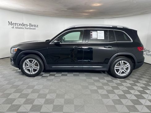 Used 2023 Mercedes-Benz GLB 250 image 4