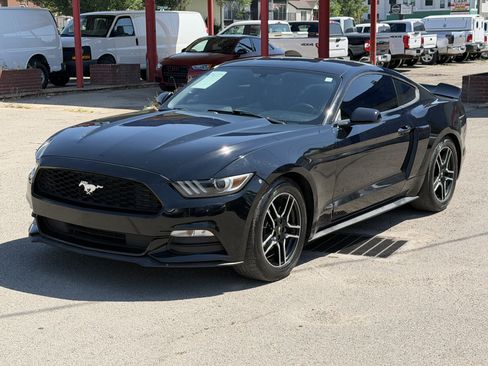 Used 2016 Ford Mustang Coupe RWD image 2