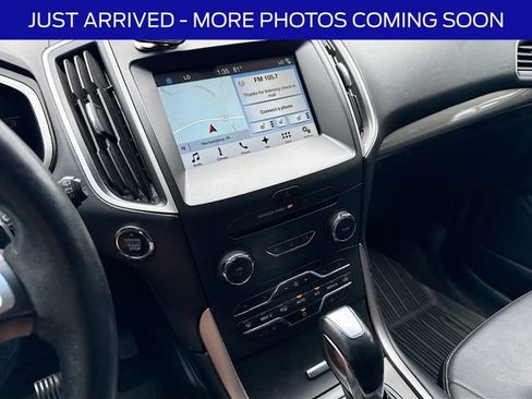 Used 2018 Ford Edge SEL w/ Equipment Group 201A AWD/4WD image 13