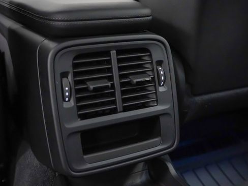 Certified 2025 Porsche Taycan image 21