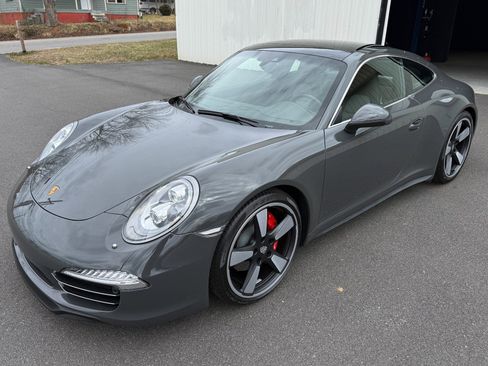 Used 2014 Porsche 911 50th Anniversary Edition image 1