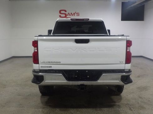 Used 2024 Chevrolet Silverado 2500 LT w/ Convenience Package image 3