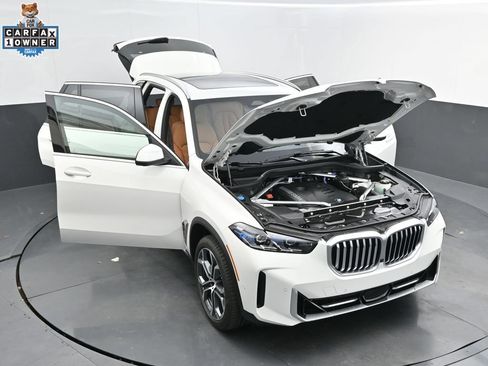 Used 2026 BMW X5 xDrive40i w/ Climate Comfort Package AWD/4WD image 59