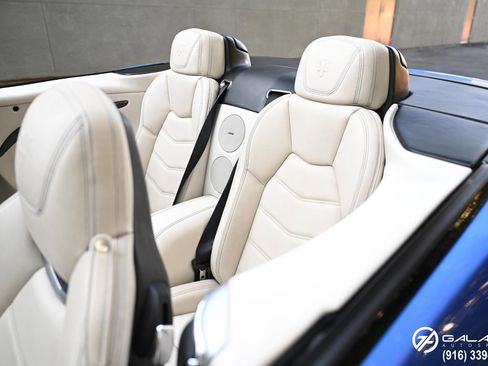 Used 2016 Maserati GranTurismo Sport image 32