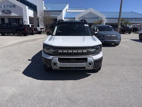 Used 2025 Ford Bronco Sport Badlands w/ Badlands Tech Package image 2