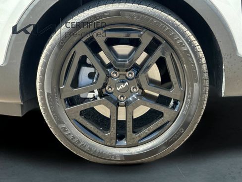 Certified 2024 Kia Telluride SX Prestige X-Line AWD/4WD image 28