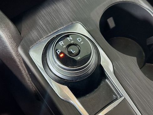 Certified 2021 Ford Escape SE w/ SE Sport Appearance Package image 23