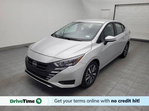 Used 2025 Nissan Versa SV w/ Trunk Package FWD image 1