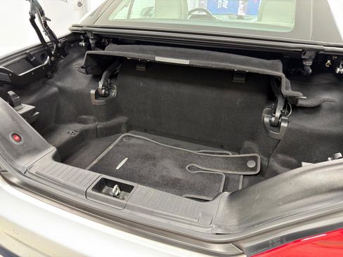 Used 2018 Mercedes-Benz SL 550 image 41