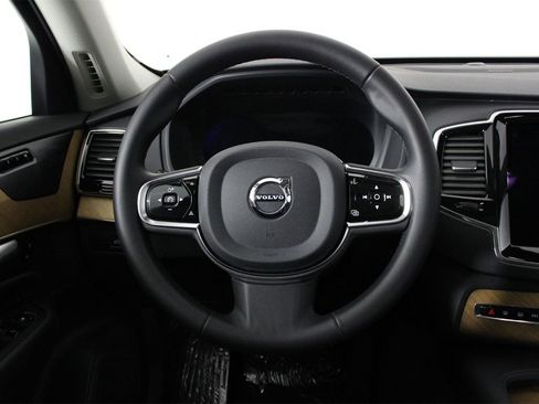 Certified 2024 Volvo XC90 T8 Plus w/ Protection Package Premier image 8