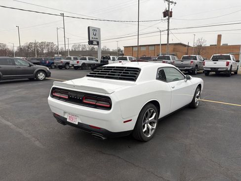 Used 2015 Dodge Challenger R/T Plus image 8