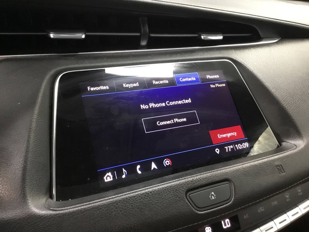 Used 2019 Cadillac XT4 Luxury w/ Cold Weather Package AWD/4WD image 25