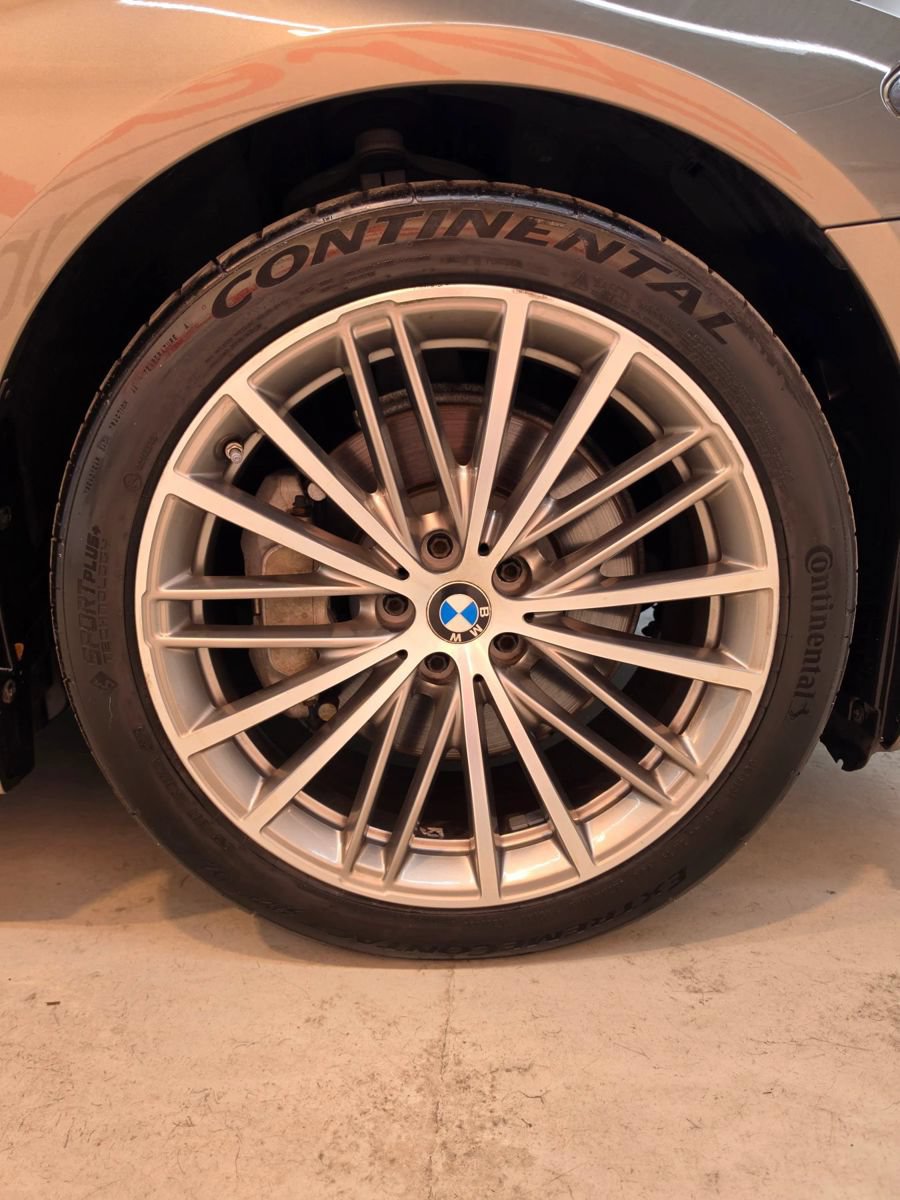 Used 2018 BMW 540i RWD image 22