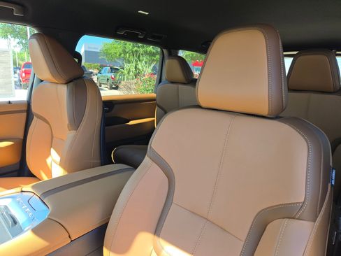 New 2026 Nissan Armada SL RWD image 9