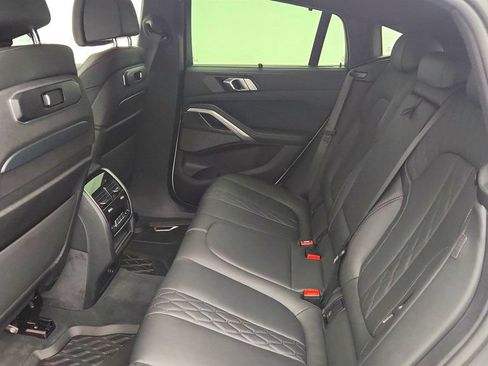 Used 2024 BMW X6 M60i AWD/4WD image 21