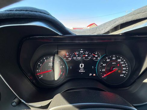 Used 2018 Chevrolet Camaro ZL1 RWD image 27