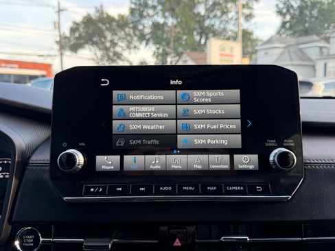 Used 2022 Mitsubishi Outlander SEL image 39