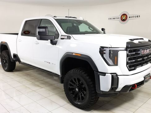 Used 2024 GMC Sierra 2500 AT4 w/ AT4 Premium Plus Package AWD/4WD image 40