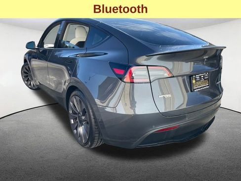 Used 2023 Tesla Model Y Performance image 10