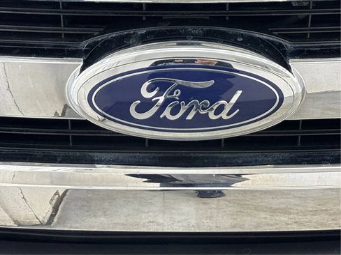 Used 2015 Ford F150 Lariat w/ Equipment Group 501A Mid AWD/4WD image 33