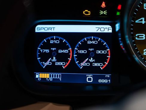 Used 2016 Ferrari California T image 31