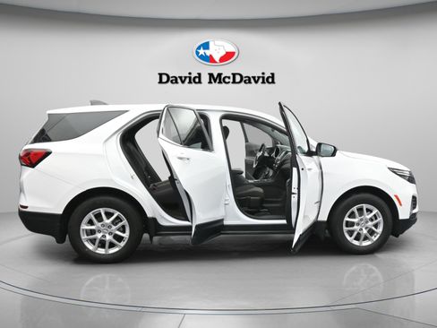 Used 2024 Chevrolet Equinox LT w/ LPO, Floor Liner Package FWD image 43