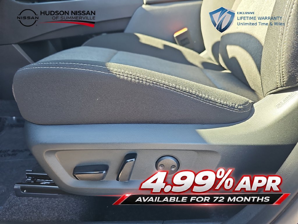Used 2026 Nissan Rogue SV FWD image 29