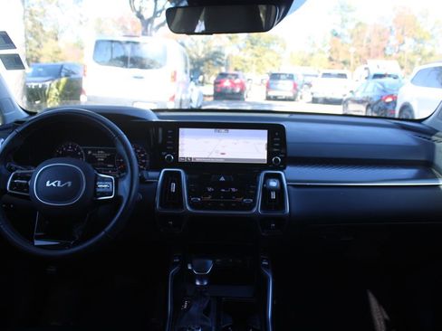Certified 2023 Kia Sorento S image 23